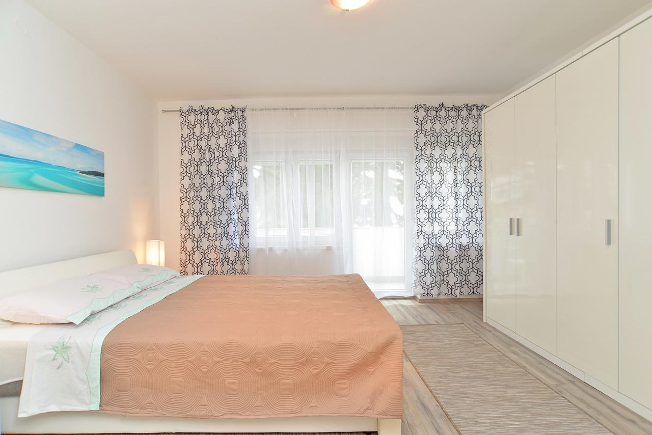 Apartment Branko 1601 Fazana Ngoại thất bức ảnh